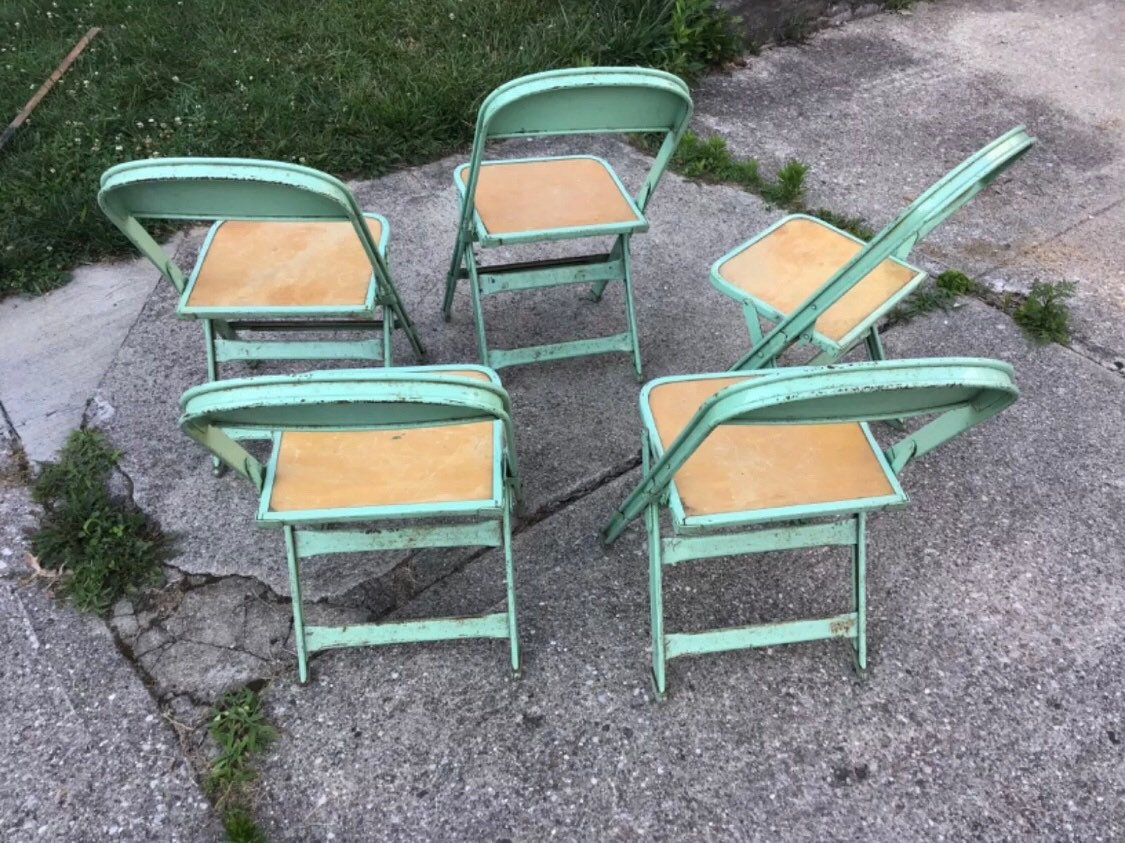 green greenさま専用 古い 折りたたみ椅子②③ 鉄脚 レトロビンテージ green greenさま専用 古い 折りたたみ椅子②③ 鉄脚 レトロ