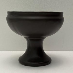 Vintage McCoy Pedestal Planter Floraline 461