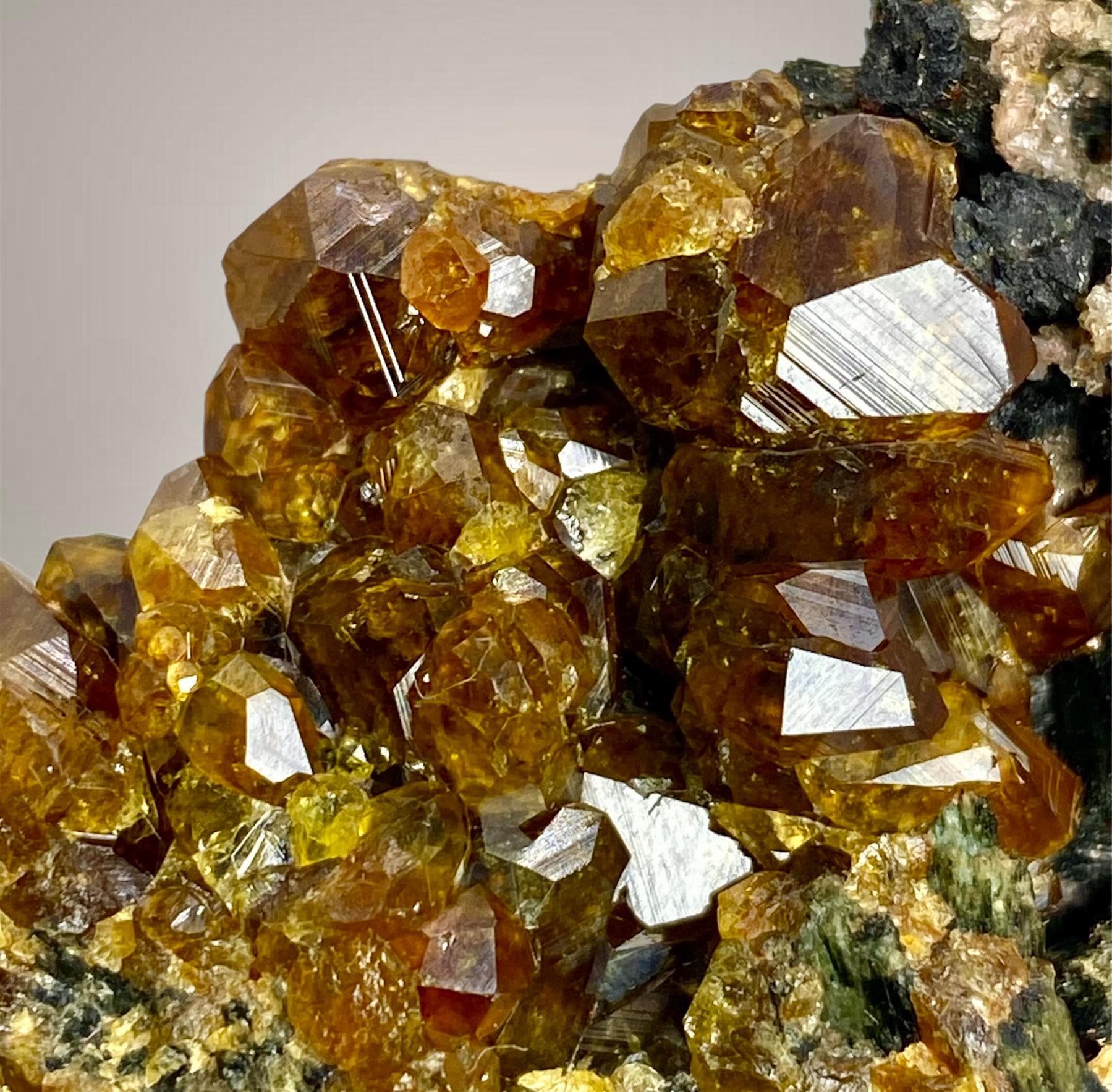 Topazolite garnet - Etsy 日本