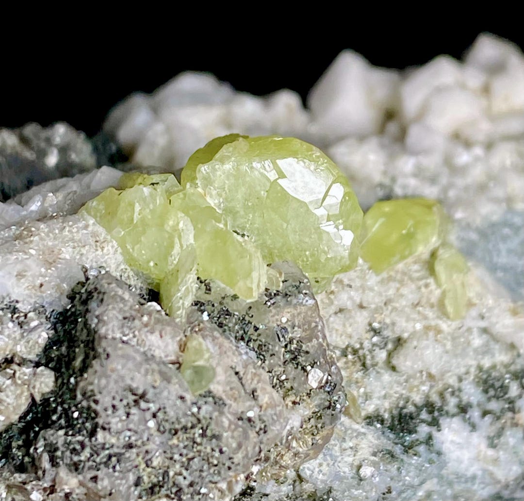 185 Gram Rare Piece! Natural Green Sphene TITANITE With ALBITE Crystals ...