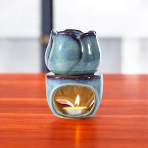 Handmade Ceramic Tulip Oil Burner: Floral Aromatherapy Décor