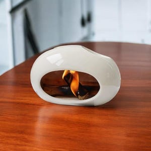 Ceramic Nordic Incense Burner – Minimalist Palo Santo Holder for Aromatherapy & Meditation, Zen Home Decor Accent, Unique Gift Idea