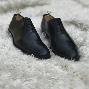 Italian Handmade black Leather whole cut oxford shoes: Men's Luxury Lace up dress shoes image 4