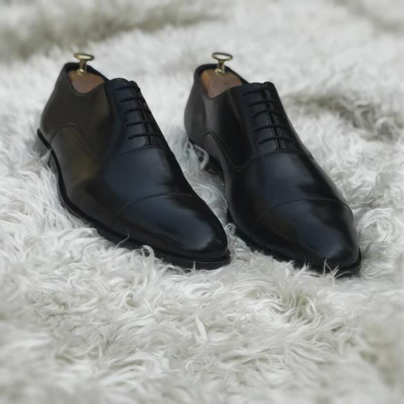 Italian Handmade black Leather whole cut oxford shoes: Men's Luxury Lace up dress shoes image 4