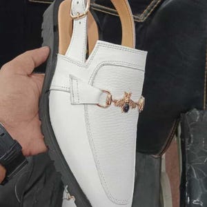 New Men&#39;s Handmade Leather Chappal, White Stylish Dotted Kaptaan Chappal, Men&#39;s Peshawari Traditional Chappal, Comfortable Sandal
