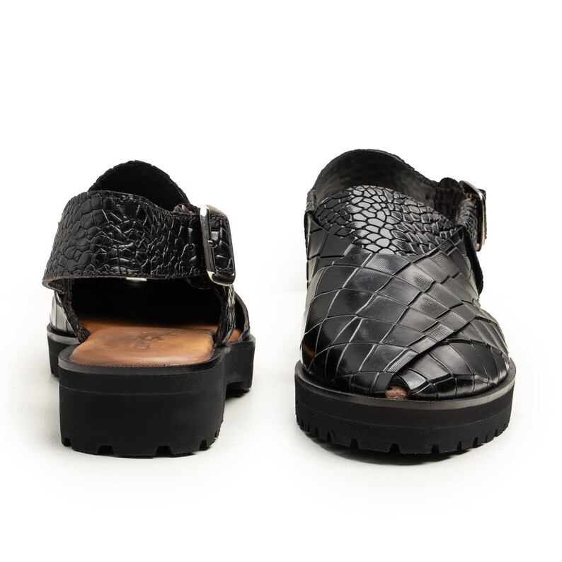 Handmade Black Crocodile Pattern Peshawari Sandals – Men’s Leather Traditional image 2
