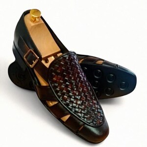 Handmade Woven Leather Sandals: Bespoke Men's Footwear image 4