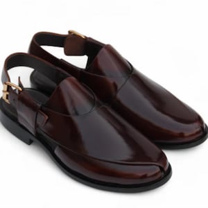 Handmade Dark Brown Leather Peshawari Chappal: Men&#39;s Authentic Sandals
