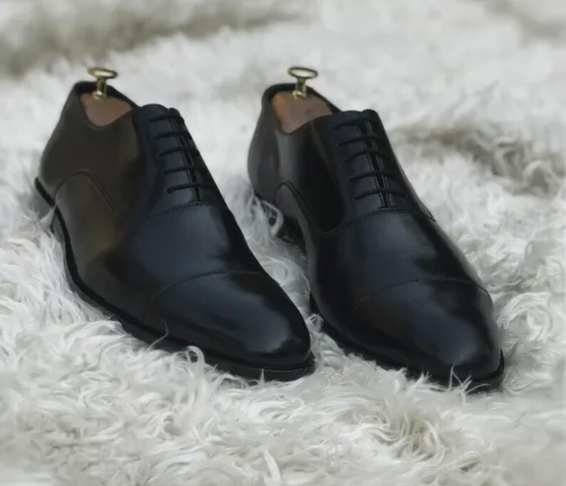 Italian Handmade black Leather whole cut oxford shoes: Men's Luxury Lace up dress shoes image 1