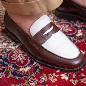 Handmade Leather Shoes – Authentic, Stylish & Unique Gifts for Him