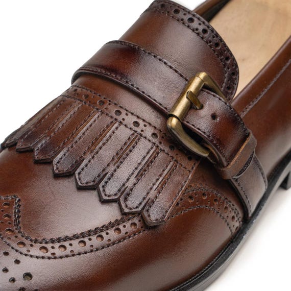 Handmade Leather Tassel Loafers: Men