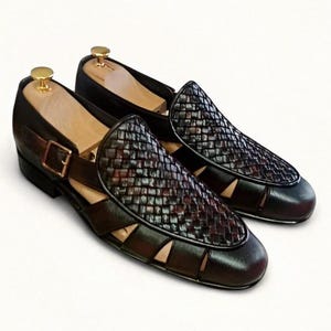 Handmade Woven Leather Sandals: Bespoke Men's Footwear image 5