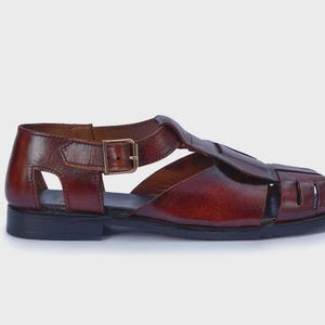Handgefertigte Braune Leder Peschawori Chappal: Klassische Herren Sandalen Bild 3