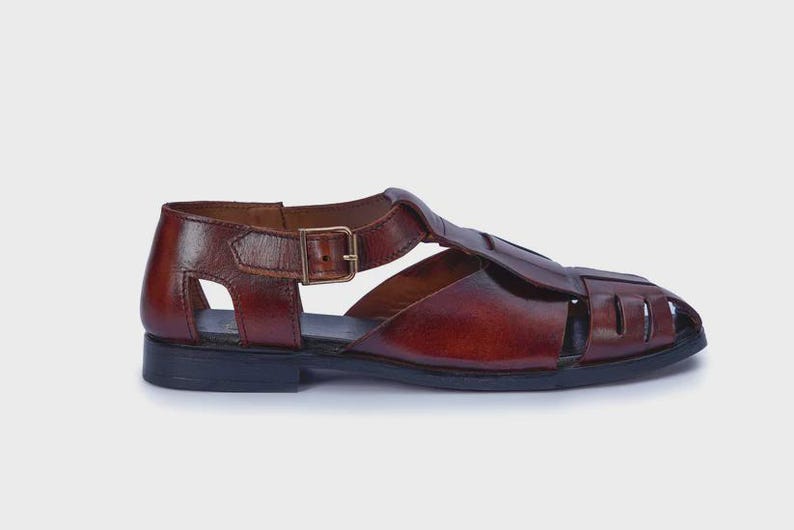 Handgefertigte Braune Leder Peschawori Chappal: Klassische Herren Sandalen Bild 3