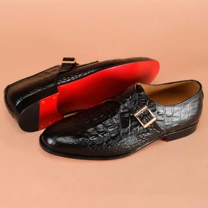 Handgefertigte schwarze Alligator Krokodil Herren Leder Single Monk Strap Dress Schuhe