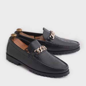 Handmade Black Leather Chain Loafers for Men, genuine calfskin, crocodile embossed vamp, gold-tone chain, lug sole, dress casual, gift ready