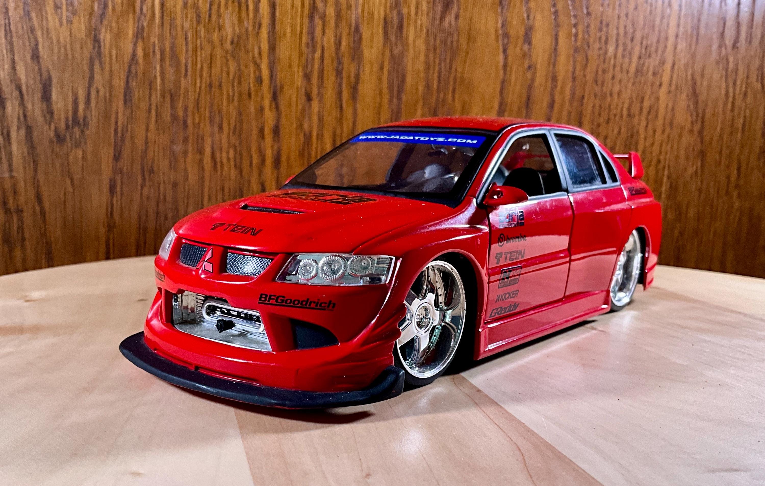 Mitsubishi Lancer Evolution VIII – 1:24 Scale Diecast Model by