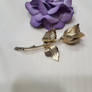 Vintage Brooch Stem Flower Signed Giovanni Retro, Detail, Brushed Gold, Shiny, Designer. Lovely Collector&#39;s Piece 3&quot;