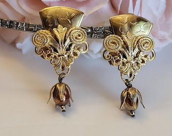Vintage Fleur de lis Shield Earrings Art Nouveau Victorian Revival Dangle Drop Open Bulb Glass Scrollwork Clipon Goldtone Jewelry Gift 2"