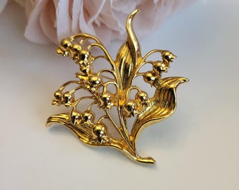 Vintage Brooch Pin Lapel Lily of the Valley Flower Bouquet May Birth Shoulder Scarf Goldplated Costume Jewelry Gift