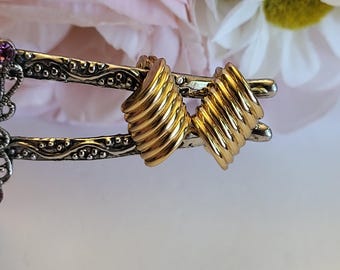 Vintage Monet Signed Stud Earrings Ribbed Fluted Curled Shrimp Shape Minimalist Goldplated Tension Clip-On Costume Jewelry Gift 1/2"