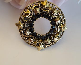 Vintage Brooch Pendant Pin Lapel Art Nouveau Victorian Revival Gothic Mourning Style Circular Ivy Black Beads Shoulder Costume Jewelry Gift