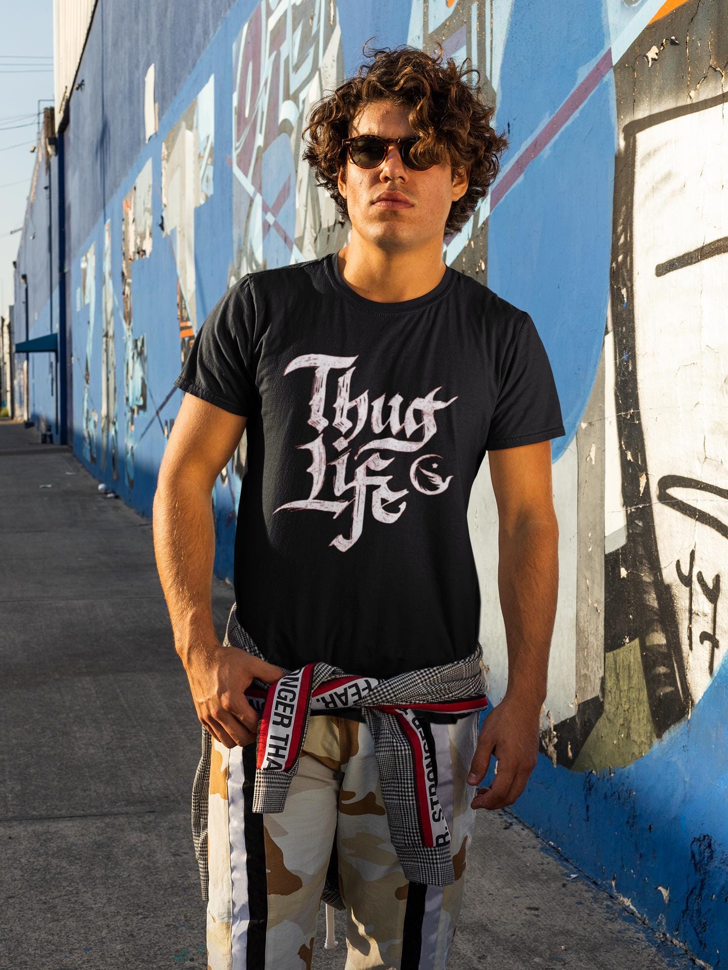 Thug Life Trendy Unisex T-Shirt | Funny Streetwear Workout Shirt Gift | Hip Hop Rap Fan Gangsta Oversized Graphic Tee Urban Style Clothing