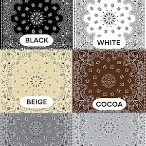 Puede incluir: Colecci&oacute;n de seis pa&ntilde;uelos bandana con estampado de cachemira en varios colores: negro, blanco, beige, cacao, carb&oacute;n y plateado. Cada pa&ntilde;uelo presenta un detallado dise&ntilde;o floral y de l&aacute;grima, con el nombre del color en un &oacute;valo blanco.