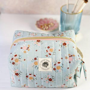 Handmade Quilted Makeup Bag, Large Capacity, Travel Toiletry Organizer, Cosmetic Pouch, Gift for Her