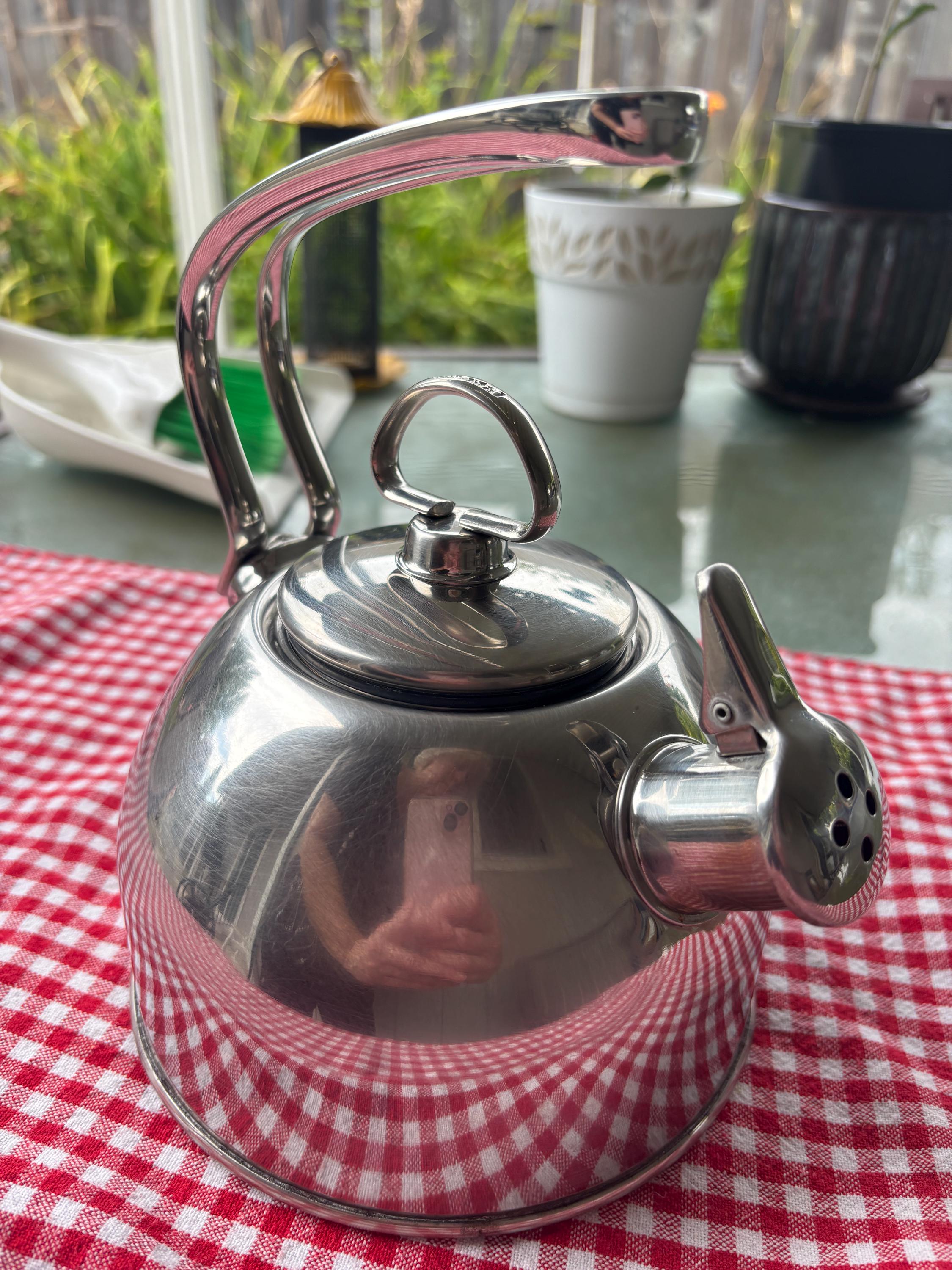 Vintage Chantal Tea Kettle SL 37-17, 18/10 Stainless Steel, 1.3