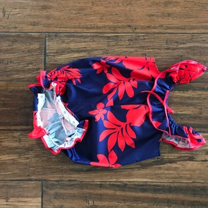 Tina Infant Romper in Hawaiian Print one size only image 3