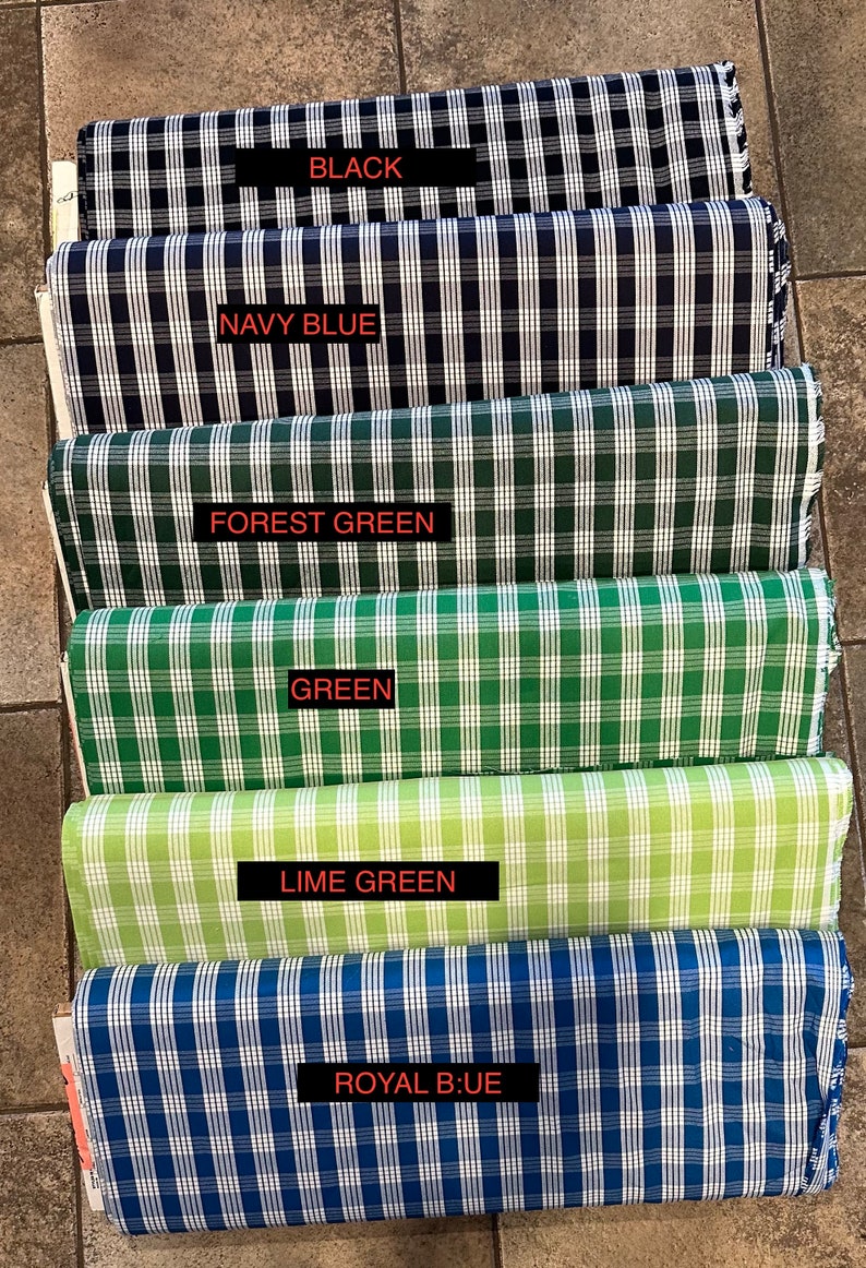 K&ouml;nnte beinhalten: Sechs verschiedene Farben von karierten Stoffproben, von oben nach unten: Schwarz, Marineblau, Waldgr&uuml;n, Gr&uuml;n, Limettengr&uuml;n und K&ouml;nigsblau.