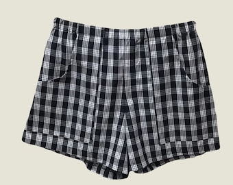 Pantaloncini elastici Palaka a vita alta da donna con tasche (nella foto è mostrato il modello Palaka nero)