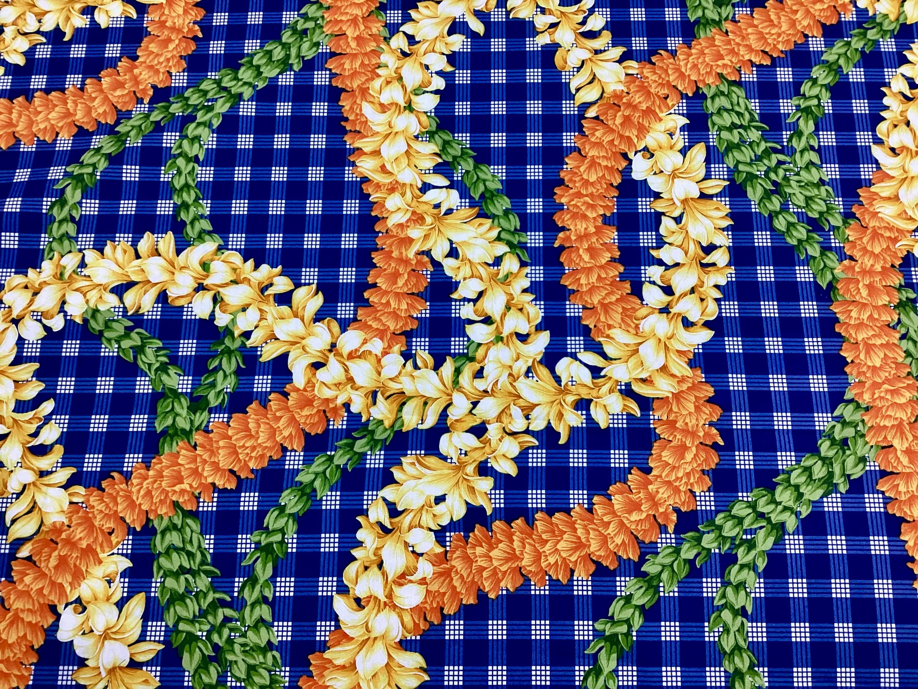 ラ*ー様 お安く!⭕️Custom hawaiian fabric◎Pivot◎ Beautiful Flower Leis on Printed Blue Palaka Hawaiian Print 100