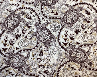 Bruine Honu-schildpadtribal van polykatoen met Hawaïaanse printstof Op maat gesneden verkocht