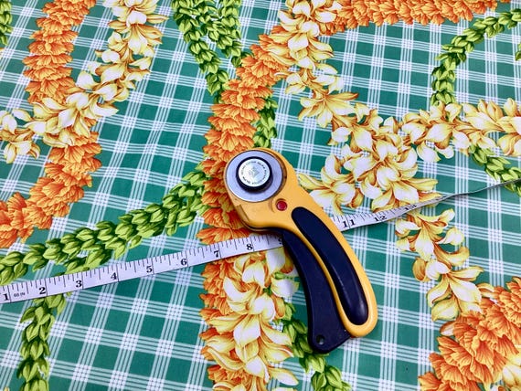 Beautiful Flower Leis on Printed Green Palaka Hawaiian Print 100