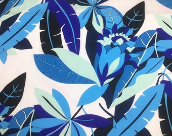 Tela con estampado tropical hawaiano. Se vende cortada a medida. Polialgodón (Medidas disponibles).