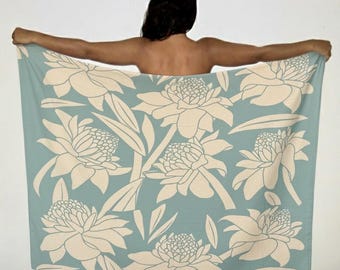 K935 Vintage Silk Wedding Kimono (tsukesage): Multicolor