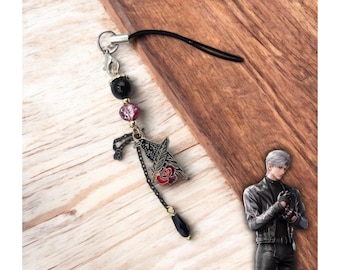Love and Deepspace Sylus Keychain: Crow & Rose Cosplay Pendant
