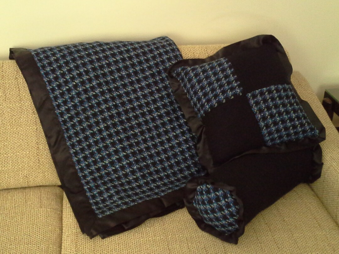 HANDMADE Throw Pillows and Blanket Set Handmade From Boucle Etsy