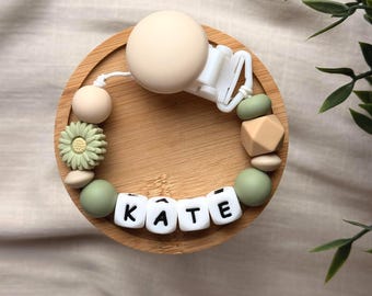 Clip de silicona floral personalizado para chupete, soporte personalizado con el nombre del bebé, artículo esencial para recién nacidos.
