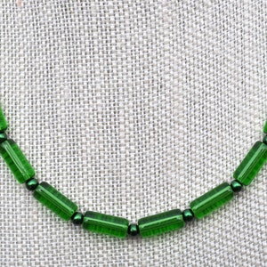 Emerald Green Glass Pearl Necklace