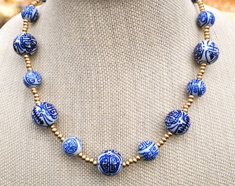 Chinoiserie Blue and White Porcelain Necklace