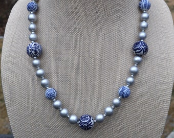 Chinoiserie Blue and White Porcelain Necklace