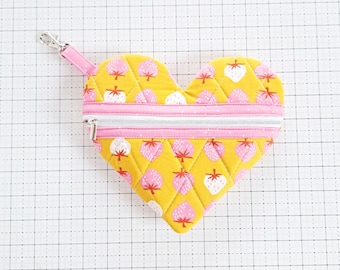 PDF Heartbeat Pouch Pattern || Quilted PDF Digital Pattern || Zipper Heart Bag Pattern in Two Sizes