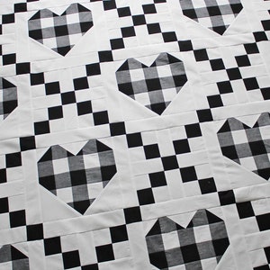 Farmhouse Hearts PDF Quilt Pattern || Plaid Hearts || Easy Modern Quilt