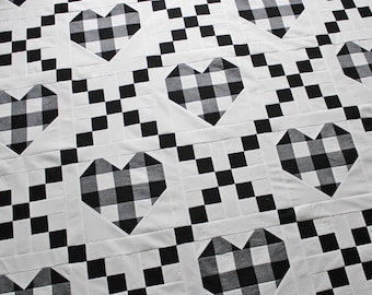 Farmhouse Hearts PDF Quilt Pattern || Plaid Hearts || Easy Modern Quilt