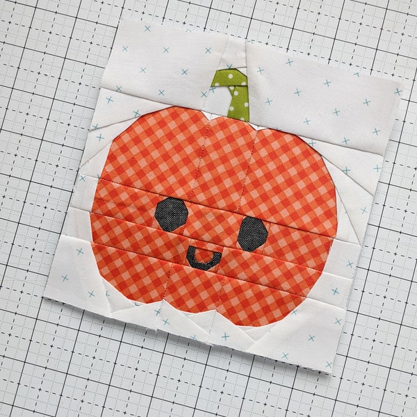 Cute Pumpkin Foundation Paper Piecing FPP Block Pattern || PDF Digital Download Halloween / Fall Quilt Block Pattern