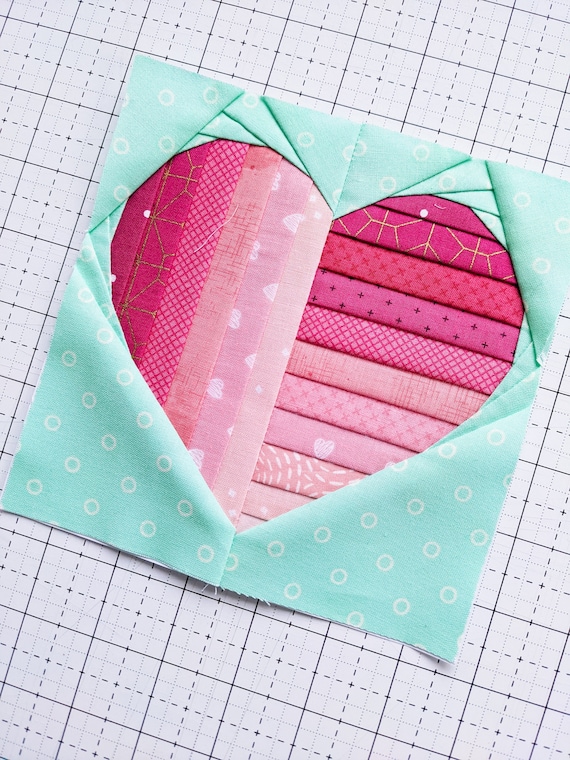 Free Paper Piecing Patterns to download ~ 95 designs, multiple sizes