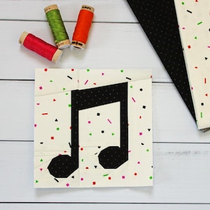 Music Notes Foundation Paper Pieced PDF Digital Quilt Block Pattern || Modern Quilt Pattern